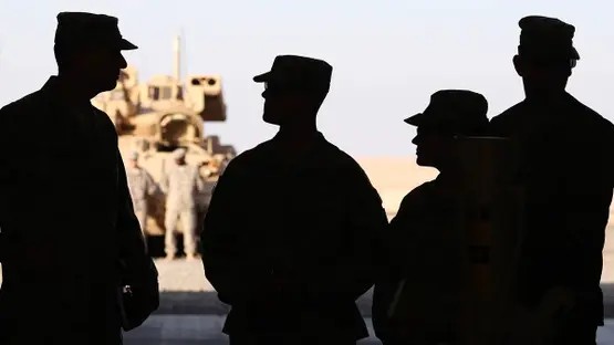 İran ordusu döyüş dronlarının Küveytdəki ABŞ obyektinə hücum etdiyini bildirib