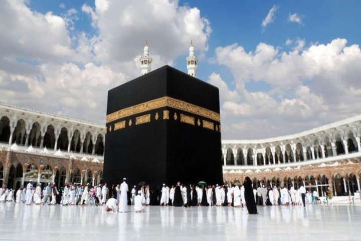 Həcc ziyarətinə ilk uçuş tarixi açıqlanıb
