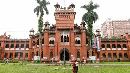 Banqladeş, İran müharibəsi və neft qiymətlərinin artması səbəbindən universitetləri bağlayır