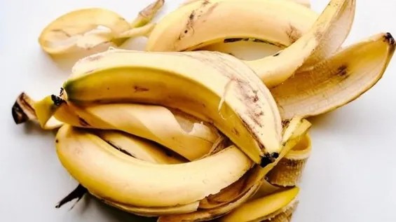 Banan qabıqlarını atmayın: Ev təmizliyi və cilalanması üçün bələdçiniz