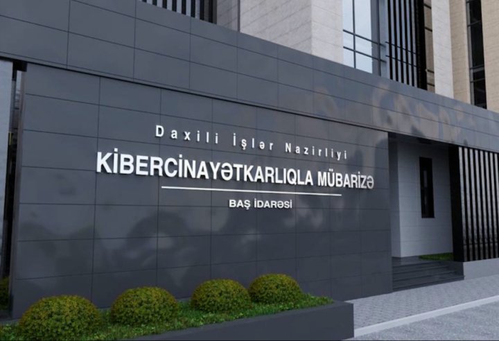 Sİ proqramlarından istifadə yolu ilə qadınları şantaj edən şəxs saxlanılıb