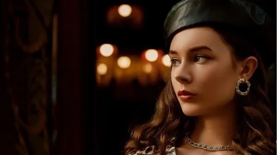 Hər hansı bir münasibət üçün halqa sırğaları necə bəzəmək olar... və həmişə parlaq görünmək olar