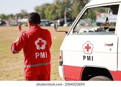 İndoneziya Qırmızı Xaç Komitəsi İrana tibbi yardım göstərəcək