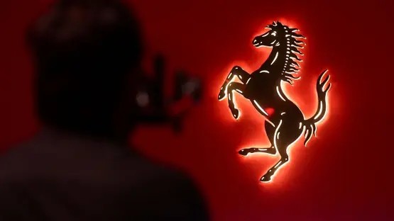 Ferrari müharibə səbəbindən Yaxın Şərqə çatdırılmanı dayandırıb