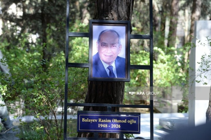 Xalq artisti Rasim Balayev I Fəxri xiyabanda dəfn olunub