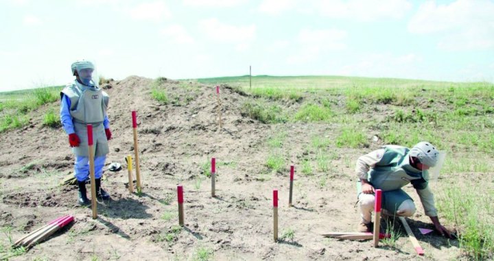 Minatəmizləmə zamanı həlak olanların ailə üzvlərinə Prezident təqaüdü veriləcək