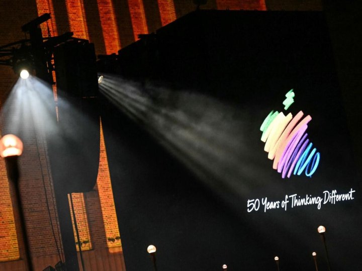 Apple 50 yaşında: texnologiya nəhəngi süni intellekt dövründə yeni sınaqla üzləşir