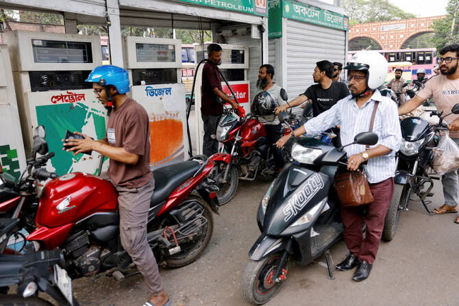 Banqladeş qənaət tədbirləri tətbiq edir