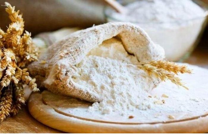 Azərbaycanda 50 kq-lıq un kisəsinin satış qiyməti 26,1-28,6 manat arasında dəyişib