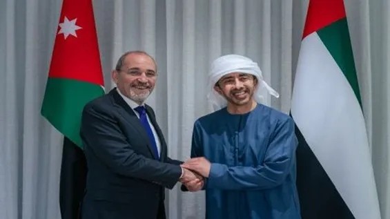 Safadi və Bin Zayed regional təhlükəsizlik və sülh üçün kollektiv beynəlxalq səylərin gücləndirilməsini müzakirə edib