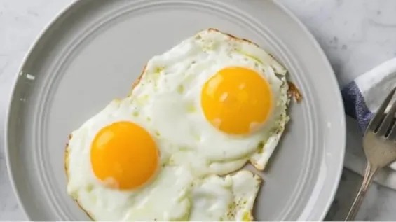 Tədqiqat: Yumurta istehlakı Alzheimer xəstəliyinin daha aşağı riski ilə əlaqəli ola bilər